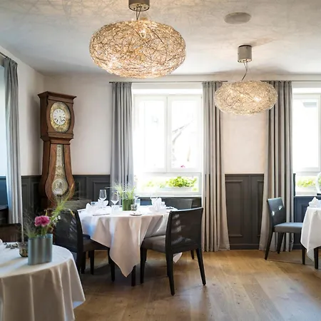Kleines Huesli Der Krone Hotel